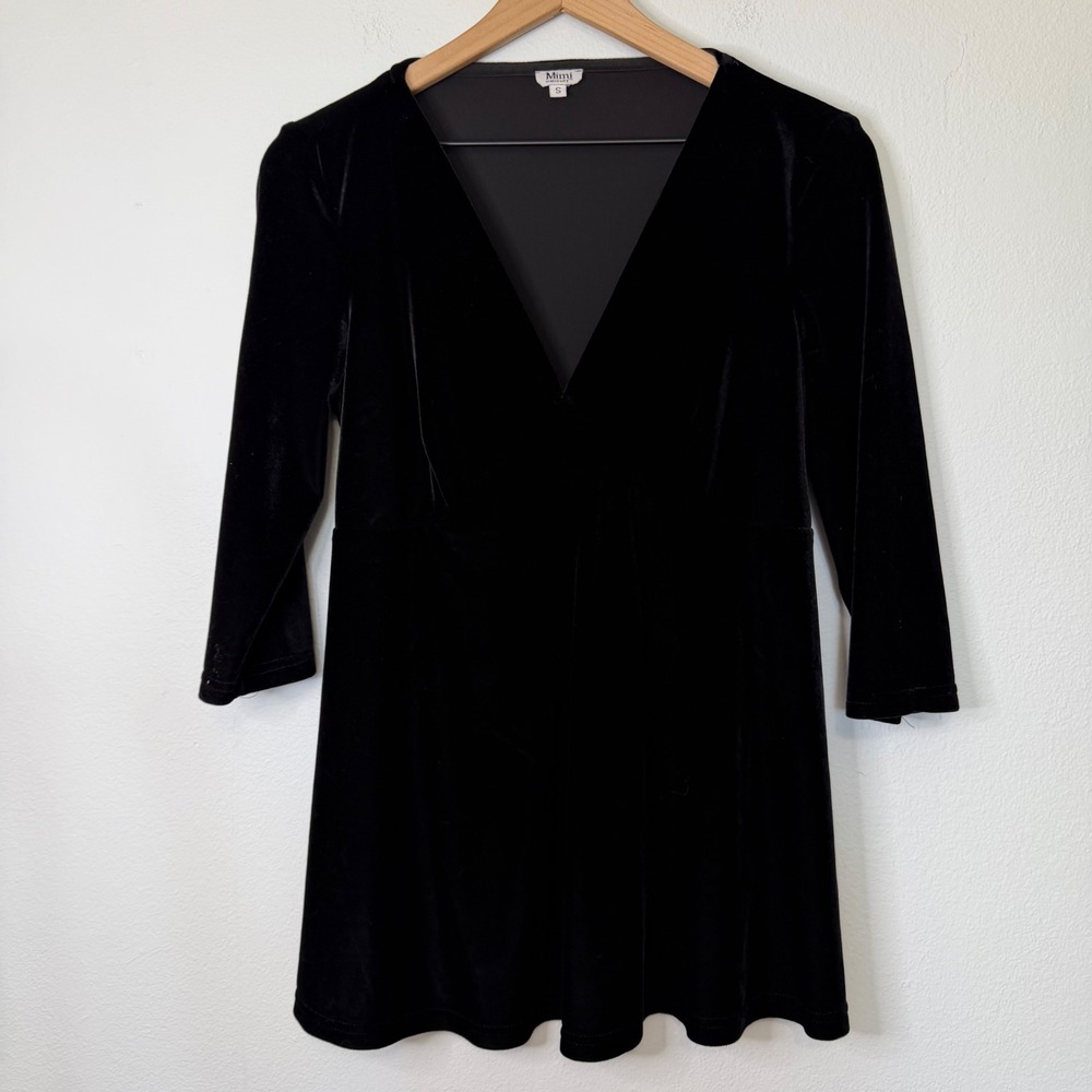 Mimi Maternity - Black Velvet High Waist V Neck Blouse Size Small